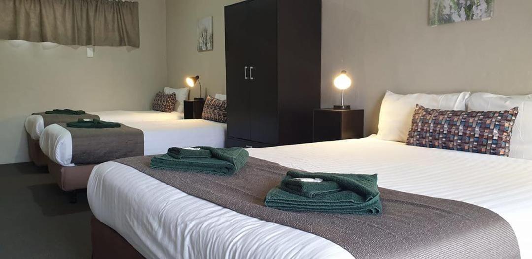 Smerdon Lodge Motel Horsham Eksteriør billede